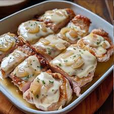 Chuletas de cerdo francesas con cebolla: Receta Clásica y Fácil. 2 Chuletas de cerdo francesas con cebolla