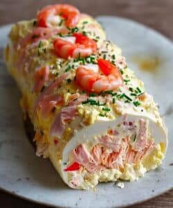 Tronco de Navidad: Receta Festiva de Cangrejo y Salmón 2 Tronco de Navidad