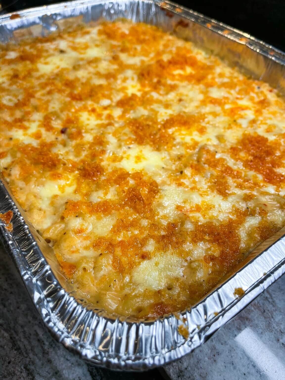 CREAMY BAKED MAC AND CHEESE
