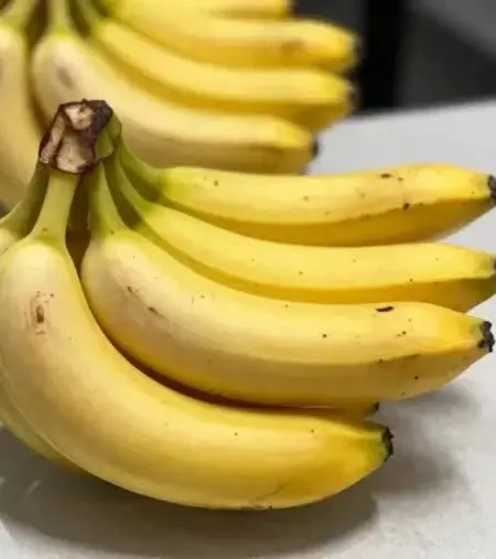 Efectos reales de comer plátanos según médicos