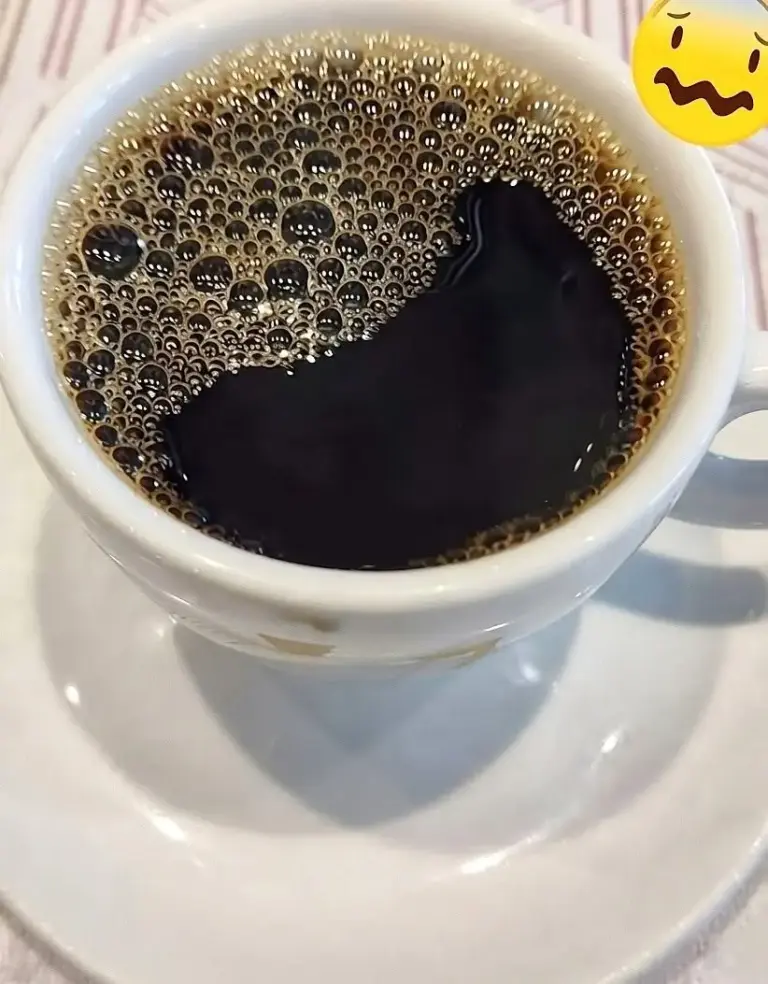 Efectos de tomar café cada mañana según médicos