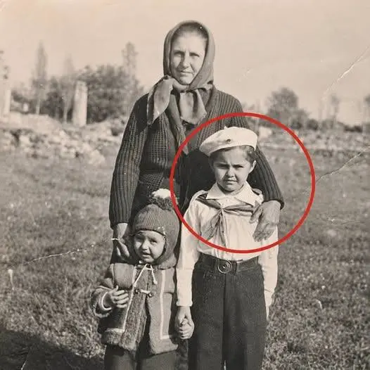 ¿Reconoces a esta niña? Hoy es famosa artista 2 ¿Reconoces a esta niña? Hoy es famosa artista